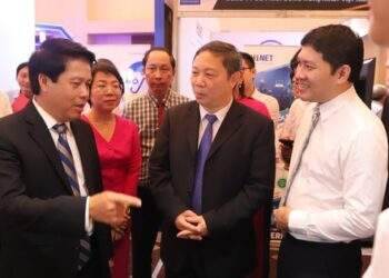 Hoàn thiện hành lang pháp lý, "thúc"thanh toán điện tử với dịch vụ công