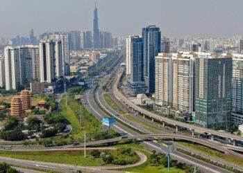 Housing prices might surge 15-20% with new official land prices: ministry