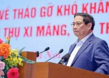 Nhiều nhà máy xi măng thua lỗ và nợ xấu, Thủ tướng chỉ đạo hàng loạt vấn đề "nóng"