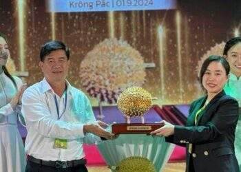 Nữ doanh nhân trúng đấu giá quả sầu riêng Ri6 1,4 tỉ đồng là ai?