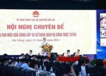 PM calls for robust digital transformation based on two pillars