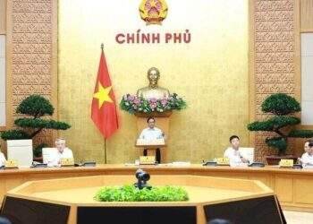 PM urges pushing up growth in 2024 2025 with priority solutions