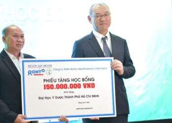 Rohto-Mentholatum Việt Nam nỗ lực đồng hành cùng thế hệ dược sĩ trẻ