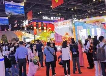 Sắc màu quyến rũ của TP.HCM tại Trung Quốc