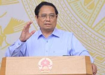 Thủ tướng: "Chính phủ cam kết đồng hành cùng doanh nghiệp"