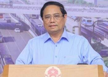 Thủ tướng: "Vượt nắng thắng mưa, không thua gió bão" để hoàn thành các dự án hạ tầng giao thông chiến lược