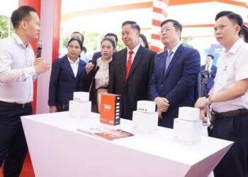 Thương hiệu liên doanh Viettel là công ty viễn thông số 1 tại Lào