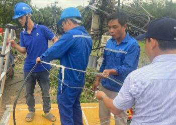 VinaPhone hỗ trợ người dân các tỉnh chịu ảnh hưởng bão Yagi