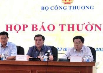 Thứ trưởng Bộ Công Thương giật mình vì giá hàng hóa trên Temu