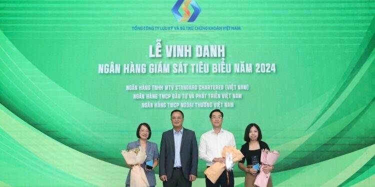 BIDV nhận giải thưởng 'Ngân hàng Giám sát tiêu biểu'