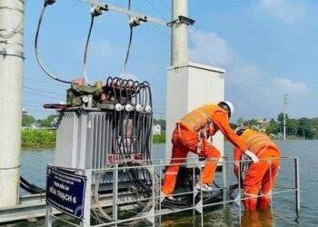 Báo lỗ hơn 21.800 tỷ đồng năm 2023, ông lớn ngành điện EVN đang phân bổ các chi phí sản xuất