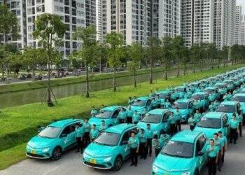 CEO hãng taxi của ông Phạm Nhật Vượng 'khoe' công ty đã có 100.000 nhân viên và đối tác, muốn tuyển thêm hai vị trí lãnh đạo cấp cao