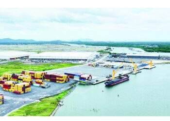Cánh tay nối dài của cảng nước sâu Cái Mép