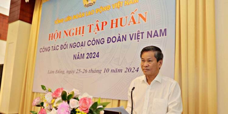 Cập nhật kỹ năng về công tác đối ngoại cho cán bộ công đoàn
