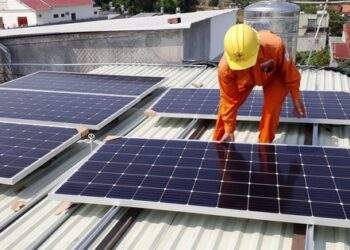 Chính phủ "mở cửa" cho điện mái nhà, người dân được miễn giấy phép, không giới hạn công suất lắp đặt
