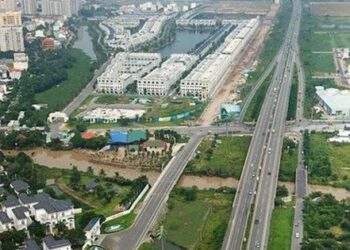 Chính phủ yêu cầu khẩn trương có phương án miễn, giảm tiền thuê đất năm 2023