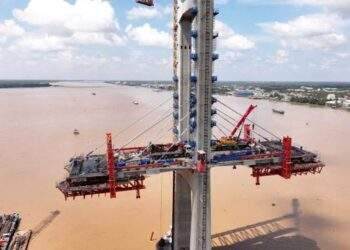 Dự án cầu Rạch Miễu 2 hoàn thành hai trụ tháp dây văng vượt tiến độ