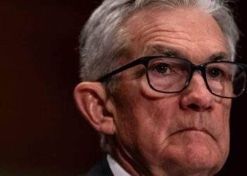 Fed cắt giảm lãi suất mạnh, Việt Nam tận dụng ra sao?