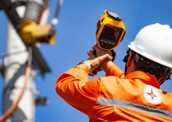 Giá điện bán lẻ bình quân tăng "sốc" lên 2.103 đồng/kWh từ ngày hôm nay 11/10