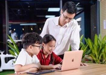 Hiểu thói quen sử dụng Internet của con như VNPT Family Safe
