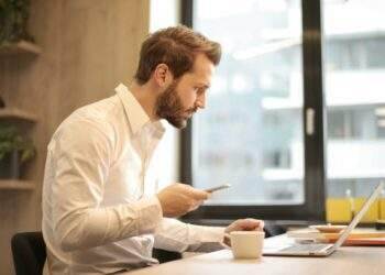 I fear of being unemployed despite knowing 3 foreign languages