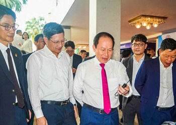 Không để doanh nghiệp qua lại nhiều cơ quan khi làm thủ tục