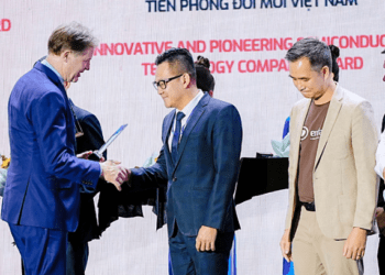 Meta's leader outlines key factors to help Vietnam master AI
