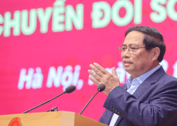 Thủ tướng: Đẩy mạnh 3 đột phá chiến lược số, nâng cấp nền kinh tế số