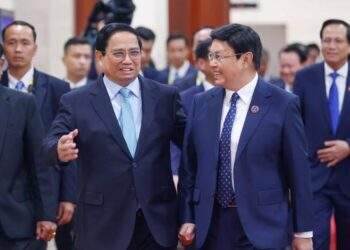 Thủ tướng đề nghị Lào thúc đẩy triển khai hiệu quả các dự án trọng điểm