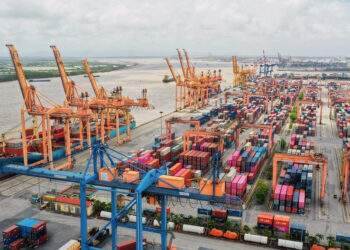 Xuất nhập khẩu ghi dấu ấn, lần đầu tiên vượt 200 tỷ USD một quý