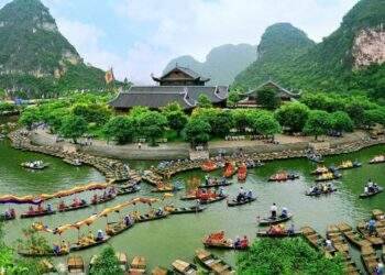 Công bố Đề án nghiên cứu về Lượng giá giá trị kinh tế Quần thể danh thắng Tràng An