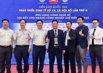 EVNHCMC nâng cao năng suất nhờ phát triển lưới điện thông minh