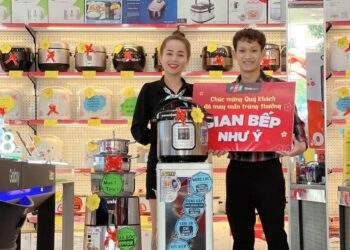 FPT Shop chúc mừng khách hàng trúng ‘Gian bếp Như Ý’ trị giá 19 triệu đồng