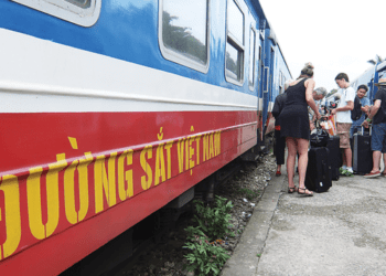 Hợp nhất hai Công ty Vận tải Đường sắt Hà Nội và Sài Gòn