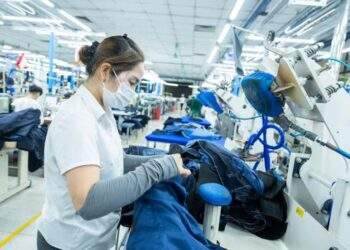 ILO: Tiền lương toàn cầu đã tăng nhanh hơn lạm phát