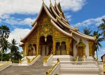 Khám phá cố đô Luang Prabang qua từng bước chạy của Viettel Marathon 2024