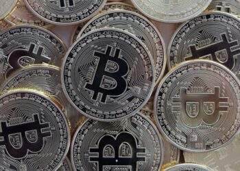 Khối lượng giao dịch Bitcoin chạm mức thấp nhất trong hơn 4 năm