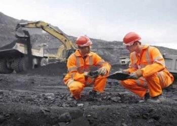 Mỗi tổ chức, cá nhân sẽ được cấp không quá 5 giấy phép thăm dò với một loại khoáng sản