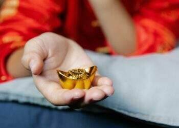 Mother-in-law demands return of 4 out of 5 taels of gold gifted to son’s wife at wedding