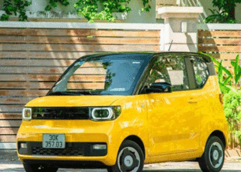 Người liên quan chủ tịch VIB bán chui cổ phiếu; DN bán ô tô Trung Quốc lỗ nặng