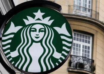 Starbucks employees to receive 60% bonus amid firm’s worst year since 2020