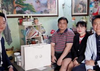 Thấy ta trong chuyện của người