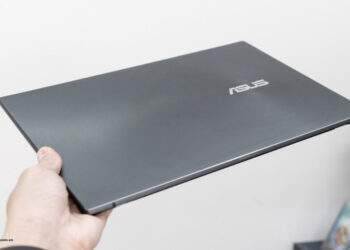 ASUS ZenBook (UM425) - laptop CPU AMD 14inch mỏng nhất thế giới chính thức lên kệ FPT Shop