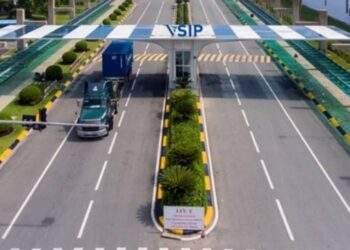 “Bế tắc” trong hành trình chuyển đổi xanh các khu công nghiệp