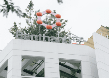 Biến động nhân sự chủ chốt tại Công ty khai thác chợ Bến Thành