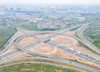 Bộ GTVT kiến nghị Chính phủ đẩy nhanh tiến độ các dự án kết nối cao tốc