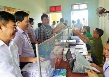 Hà Tĩnh thực hiện chính sách hỗ trợ người lao động khi sắp xếp, tinh gọn bộ máy