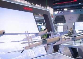 Lần đầu tiên Việt Nam giới thiệu máy bay không người lái (UAV) cự ly 1.000 km