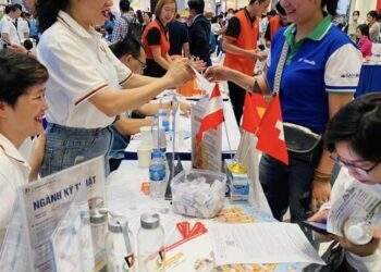 Một số ngành nghề sẽ “khát” nhân lực trong năm 2025