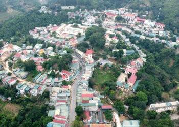 Nghị quyết riêng cho Mường Lát thoát nghèo